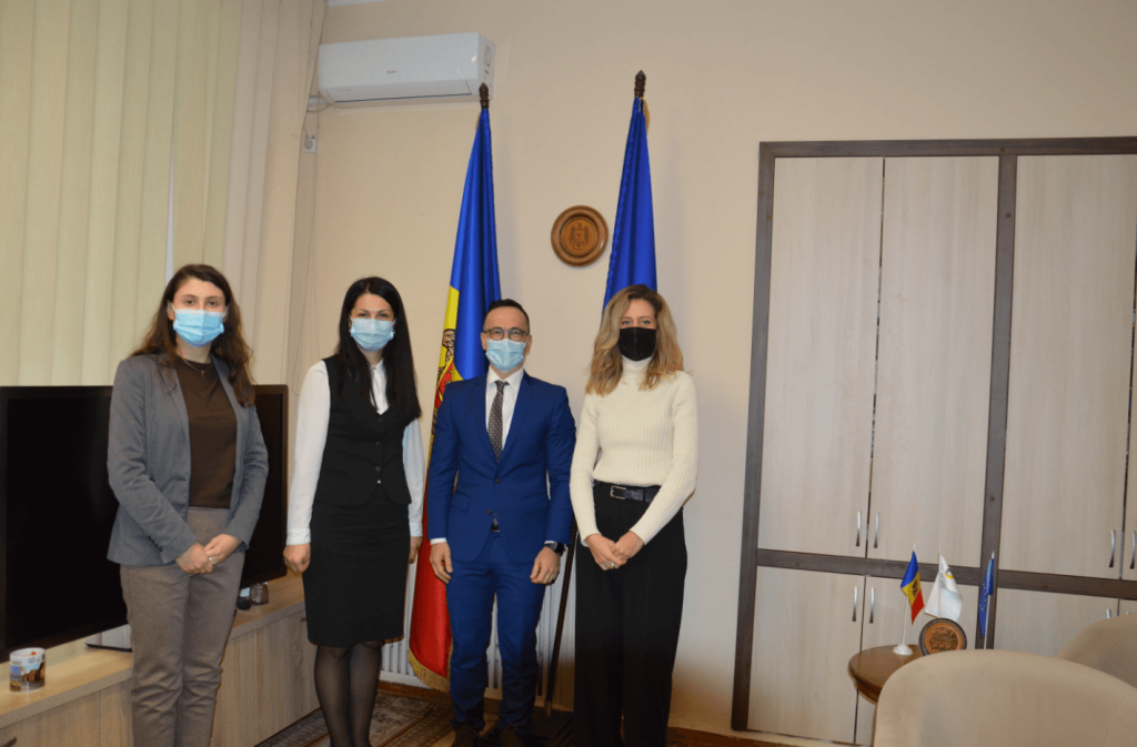 Întâlnirea echipei Biroului relații cu diaspora cu Oleg Chirița, șeful direcției ”Inițiative Globale”, la Centrul Internațional pentru Dezvoltarea Politicilor de Migrație