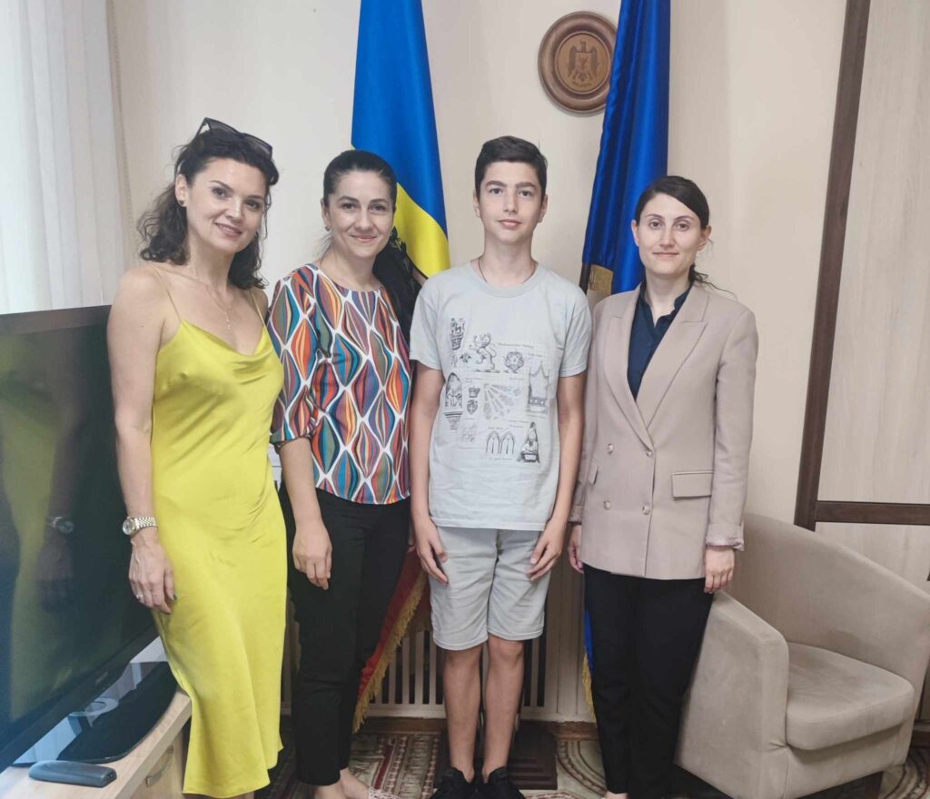 Maria Dandeș, membră a asociației culturale „La vie en mouvement”, din Montreal, Canada a fost printre oaspeții Biroului relații cu diaspora