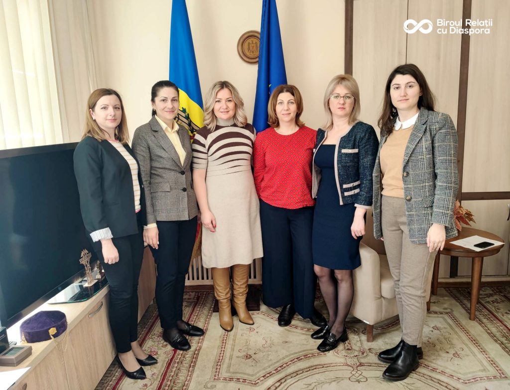 Echipa BRD, în discuții cu Viorica Țîmbalari