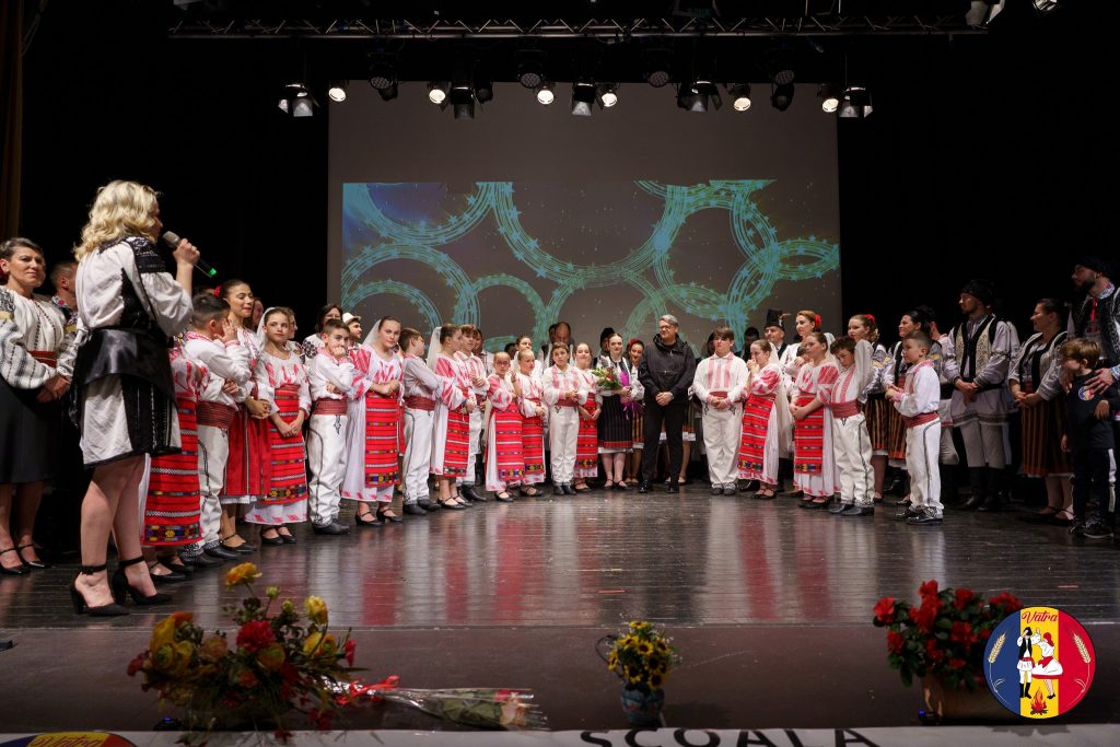 „Vatra salută Italia” – turneu al Grupului „Vatra” din Italia 