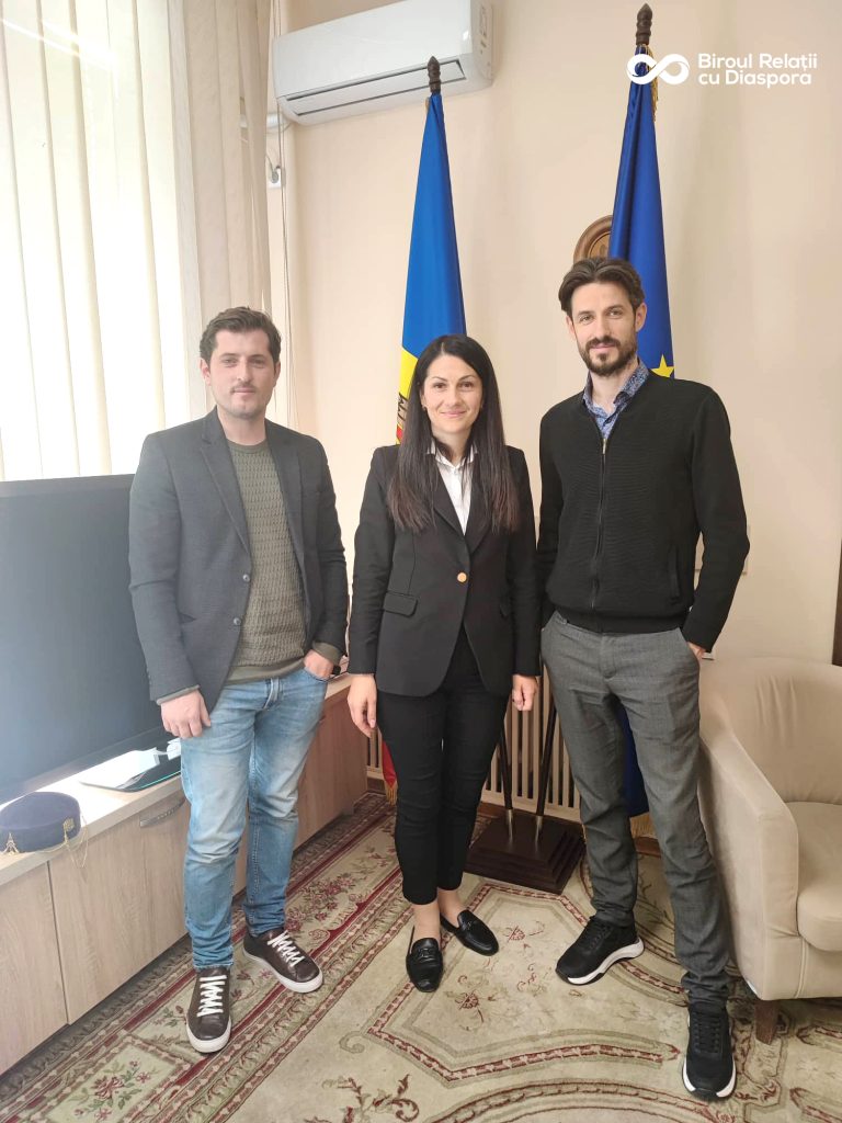Identificăm modalități de rulare a filmului „Carbon” în diasporă