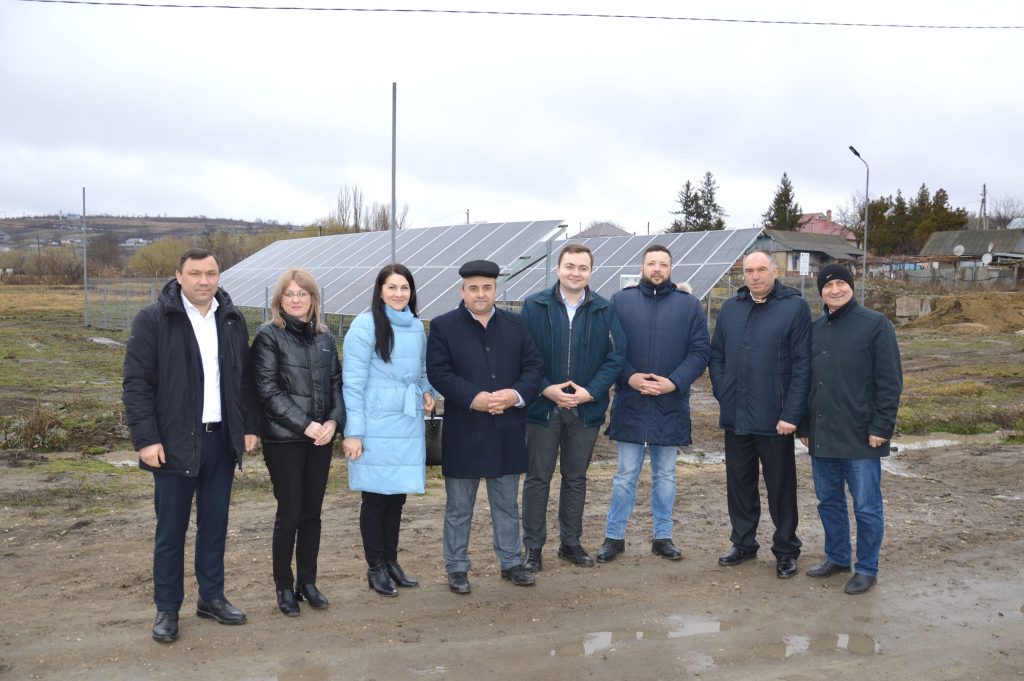 Locuitorii satului Cărbuna vor avea iluminare stradală modernă, datorită implicării diasporei și suportului Guvernului Republicii Moldova 