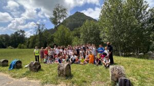 Tabăra de zi „10 zile de vacanță în limba română” s-a desfășurat cu succes în Cantabria, Spania