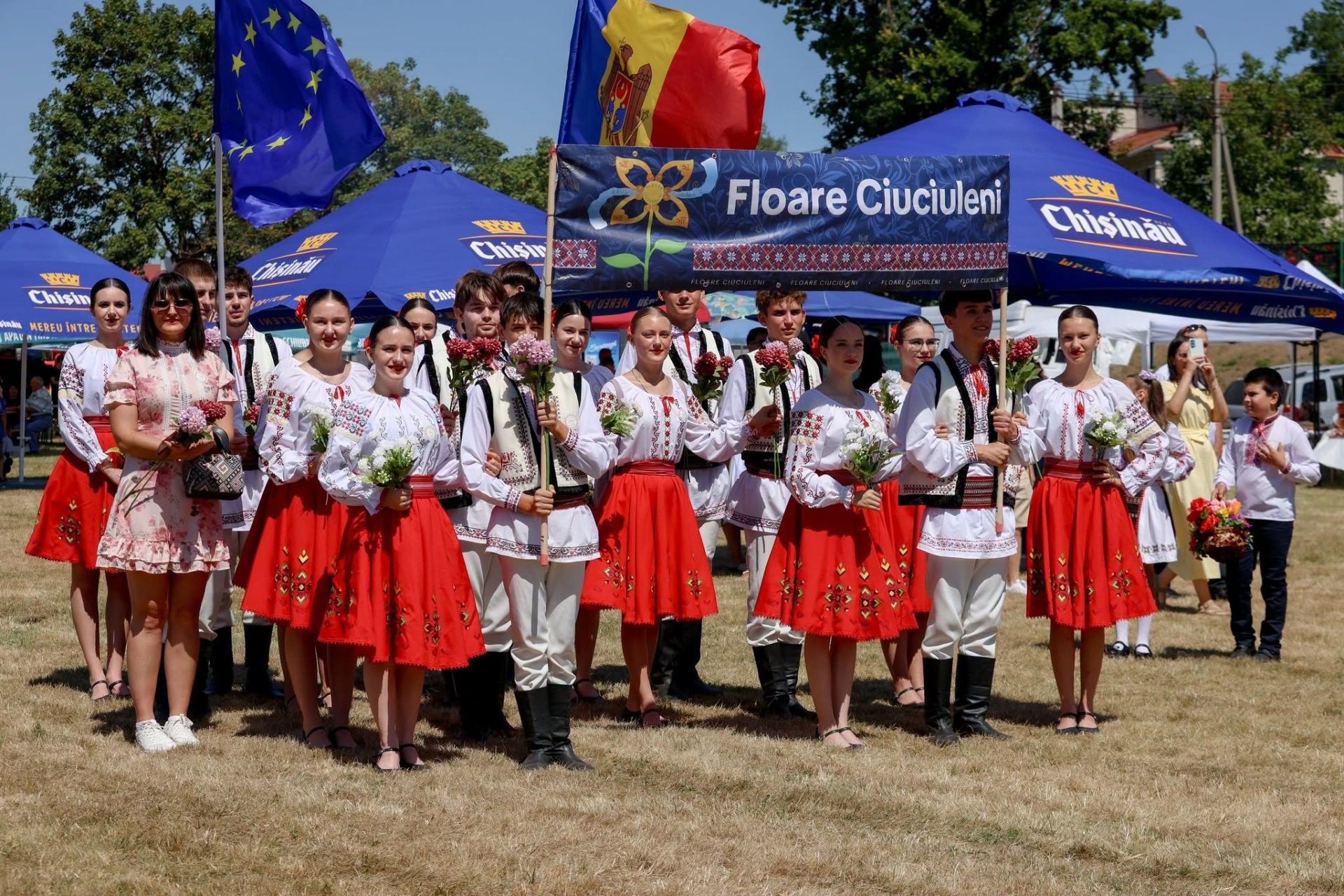 Tradiții celebrate la cea de-a doua ediție a Festivalului „Floare Ciuciuleni”